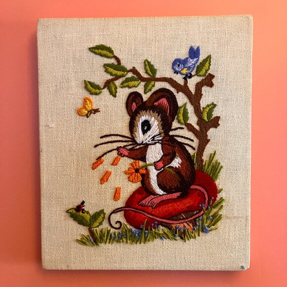 1960's Crewel Embroider Woodland Mouse and Friends  Art Piece on Wooden Frame - Picture 1 of 8